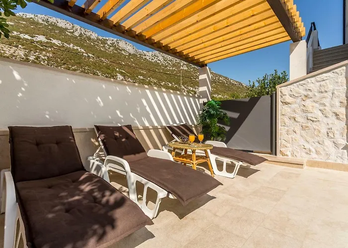 House Luce With Pool Appartement